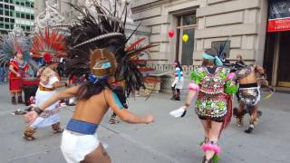 Danza Azteca  Tonantzin Frente al Museo Nacional de Nativos Americanos NY [upl. by Claiborne475]