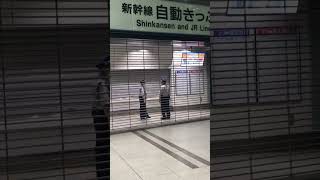 【東京のお説教】立たされてお説教される警備員さん！頭を使え！ [upl. by Ahsakat]