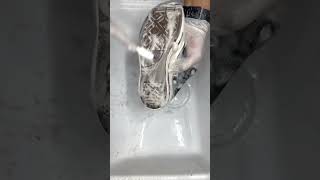 Watch the grime disappear Converse edition 🧼👟Part2 shorts restoration converse relaxing [upl. by Reddy891]