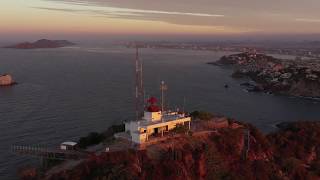 Family reunion Keller Williams Mazatlán México 2019  Español [upl. by Ylimme]