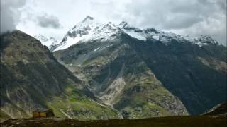 Aayan Wo Lalaariya  Himachali Lokgeet [upl. by Aihsak844]