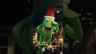 kermit the frog balloon🐸 subscribe shorts shortsvideo kermitthefrog happythanksgiving fyp [upl. by Shanie]