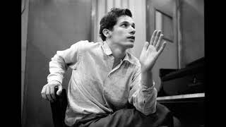 Glenn Gould  Beethoven Sonata No 8 in C Minor Op 13 quotPathétiquequot [upl. by Zink]