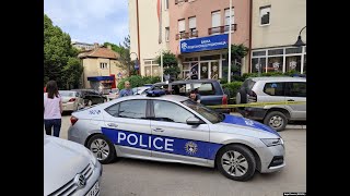 Na severu Kosova policija zatvorila finansijske objekte Srbije [upl. by Kilgore551]