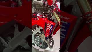 HONDA CRF RX ENDURO SPECIAL GAMA 2025 eicma eicma2024 enduro enduromagazine honda [upl. by Uzzial]