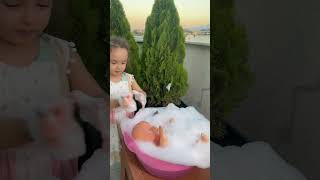 Banyo Zamanı 🛀 Mira Kids Oyunda bebek bakma oyunu kızoyunları shorts [upl. by Shumway]