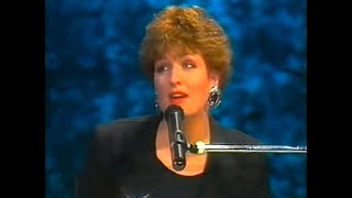 BARBARA DICKSON  THE RIGHT MOMENT LIVE  1989 GERRY RAFFERTYOLIVIA NEWTONJOHN [upl. by Weidner]