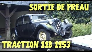 Sortie de préau Traction 11B 1953 [upl. by Annaihs707]