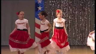 LA BAMBA amp TWIST AND SHOUT par les mini kids de la DMC [upl. by Palladin]