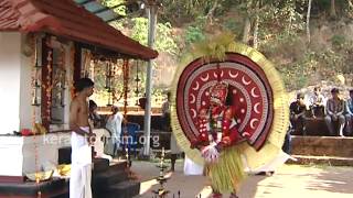 Raktha Chamundi Theyyam at Sree Palottukavu Temple Kannur [upl. by Aon]