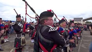 Concert de cornemuse en hommage aux soldats tombés lors de la bataille de Normandie 3 [upl. by Joey]