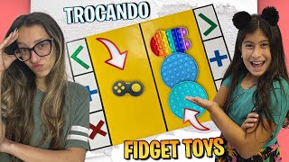 TROCA DE FIDGET TOYS  TROCANDO FIDGET TOYS  Fidget trading shorts [upl. by Lucias435]