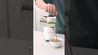 Make Hot Chocolates in the Smeg  Knoops [upl. by Ris]