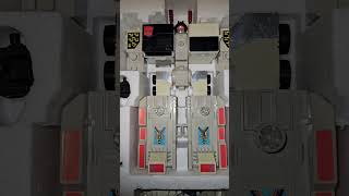 G1 TRANSFORMERS TOY METROPLEX autobot [upl. by Kort]