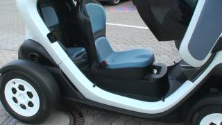 Renault Twizy Probefahrt durch Siegburg [upl. by Ainek]