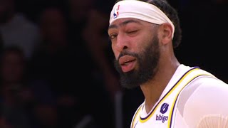 Anthony Davis EYE INJURY sit out for the rest of the game Lakers vs Minnesota [upl. by Care]