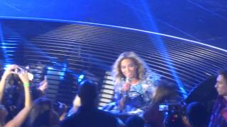 Halo Live  Beyoncé  October 23 2013 [upl. by Luapnhoj]