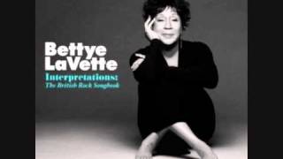 Bettye LaVette  Dont Let The Sun Go Down On Me [upl. by Ayam554]