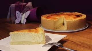 bester Käsekuchen  Sallys Classics  Sallys Welt [upl. by Okiram]