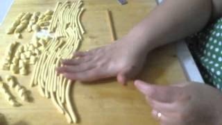 Come preparare i Fusilli [upl. by Airenahs]