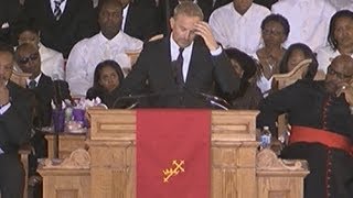 WHITNEY HOUSTON FUNERAL Kevin Costner fights back tears and gets standing ovation [upl. by Kampmeier]