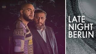 Veysel amp Kida Khodr Ramadan spielen HABIBI und TINA  TEIL 2  Late Night Berlin  ProSieben [upl. by Lohse48]