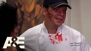 Wahlburgers Paul Geeks Out at Comic Con Season 3 Episode 6  AampE [upl. by Yeltnerb]