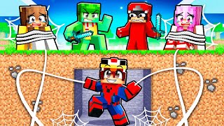 Jai TRICHÉ en devenant un SUPER HERO dans ce MANHUNT sur Minecraft [upl. by Cyndy]