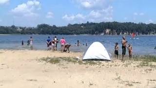 Paulistano aproveita a Prainha de Guarapiranga neste verão [upl. by Babbie973]