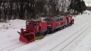 Schneeräumfahrten im Allgäu Br 218 mit 2 Schneepflügen Makros Skl mit Schneefräse [upl. by Irrek]