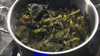 Southern Collard Greens  Easy Collard Recipe [upl. by Annairol633]