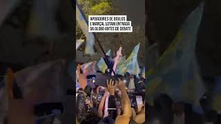 Apoiadores de Boulos e Marçal lotam entrada da Globo antes de debate [upl. by Nalon]