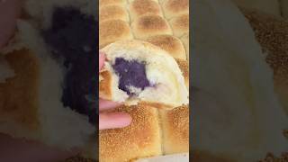 Pandesal with with Ube fillingpandesalubepandesaltinapay [upl. by Moir827]