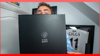 Manchester United Premium Membership 202223 Unboxing [upl. by Ontina487]