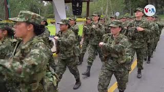 Mujeres prestan servicio militar en Colombia por primera vez en más de 25 años [upl. by Fidellia]