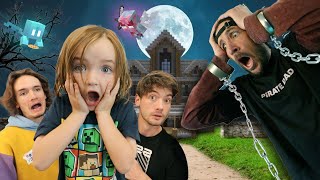 NiKO inside a HAUNTED HOUSE Survival with Dad and Friends Nikos Minecraft Graduation Party part 1 [upl. by Nesila]