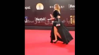 Actress Reem alBaroudi FALLS during El Gouna Film Festival 2021 Closing Ceremony [upl. by Leban127]