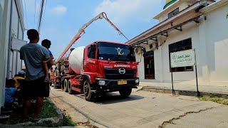 Mobil truk molen ngecor mushola mixer truck trukmolen mobilmolen truk [upl. by Sacci]