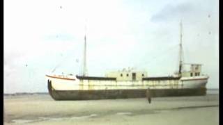 Radio Uilenspiegel gestrand in Cadzand nl winter 1962mp4 [upl. by Alletsirhc393]