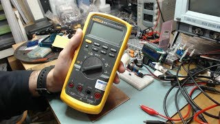 Fluke 87V Calibration [upl. by Leontyne]