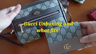 Gucci Ophidia GG Supreme Mini bag Unboxing and What Fits gucci guccibag unboxing whatfits [upl. by Kym231]