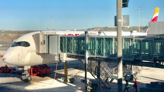 Iberia A350900 Madrid MAD  London Heathrow LHR Premium Economy 4K [upl. by Urana]