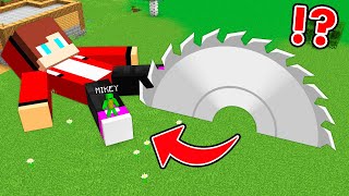 Mikey Saves The Biggest JJ Cut With a Circular Saw in Minecraft  Maizen [upl. by Home]