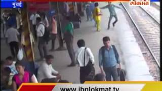 Chain snatcher held at Kurla station [upl. by Siugram149]