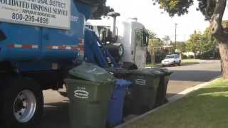 Heil Side Loaders in Ladera Heights [upl. by Issiah659]