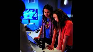 Hilarious Iris and Cisco blooper theflash carlosvaldes candicepatton funnyshorts iriswest [upl. by Ike]