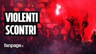 Violenti scontri in curva tra tifosi del Napoli durante la partita col Milan cosa è successo [upl. by Nnylaf]