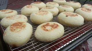 Jalapeno Cheddar English Muffins  Easy English muffin recipe on the EuroQ [upl. by Nohtahoj]