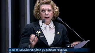 Lúcia Vânia se posiciona favorável à continuidade do processo de impeachment contra Dilma [upl. by Barden1]