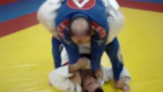 JiuJitsu Judô  chave de braço escalando  wwwschubertbjjcom [upl. by Straus]